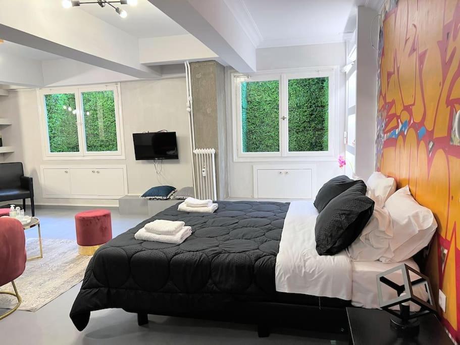 Brand New Modern Street-Style Studio /City Center Афины Экстерьер фото